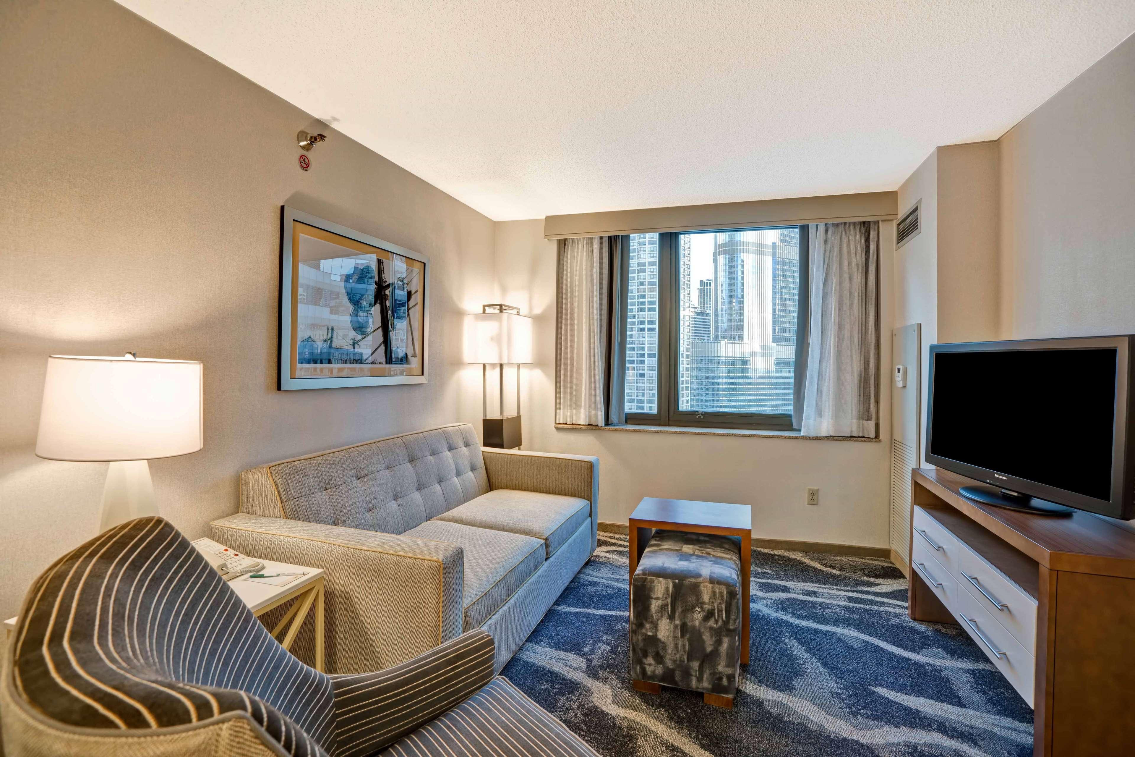 Homewood Suites By Hilton Chicago Downtown Exteriör bild