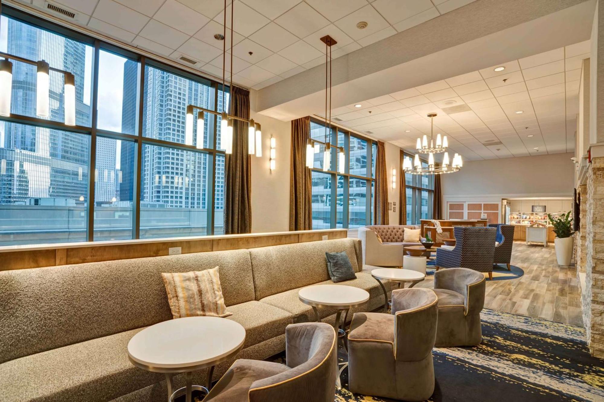 Homewood Suites By Hilton Chicago Downtown Exteriör bild